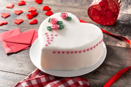 Kako napraviti tortu u obliku srca za Valentinovo